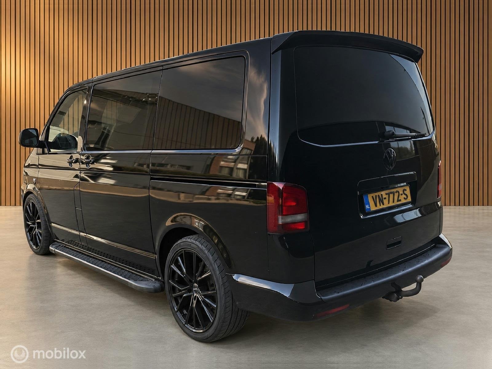 Volkswagen Transporter 2.0 TDI L1H1 DC Trendline, Euro 5, Gebruikt, 4 cilinders, Xenon verlichting