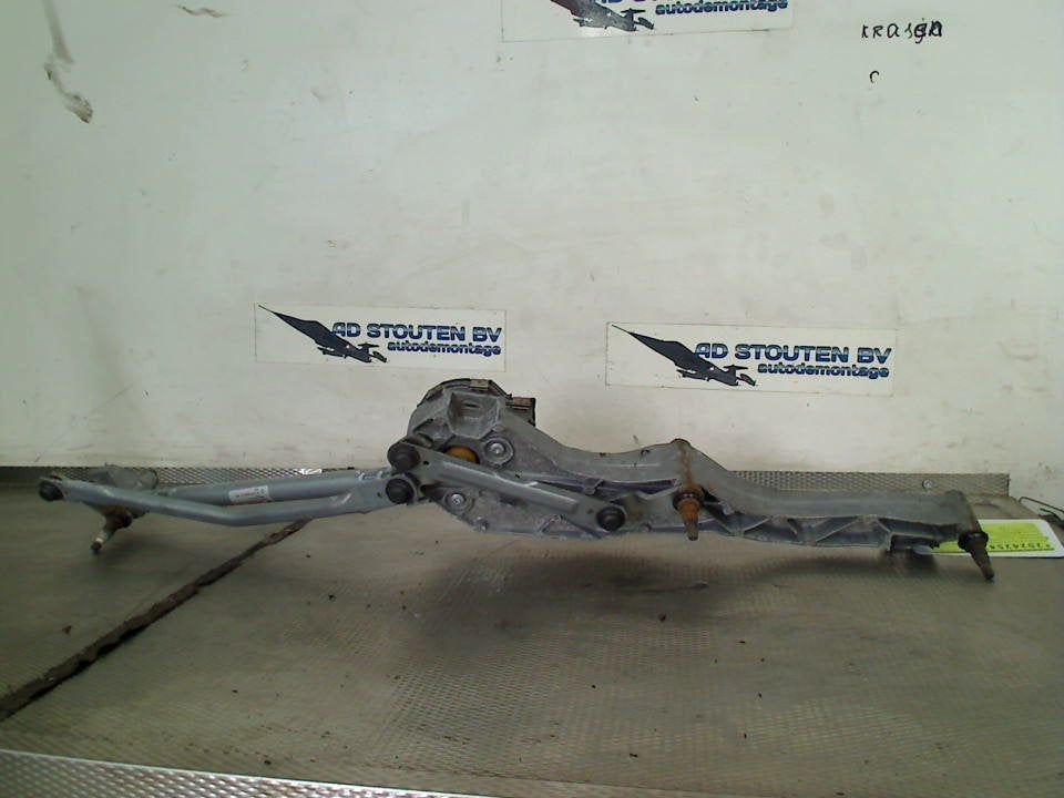 Ruitenwisser Mech + Motor CLS (C219) 2009, Gebruikt, Mercedes-Benz AG, Mercedes-Benz, Mercedesstraße 120, Stuttgart 70372, , Duitsland
