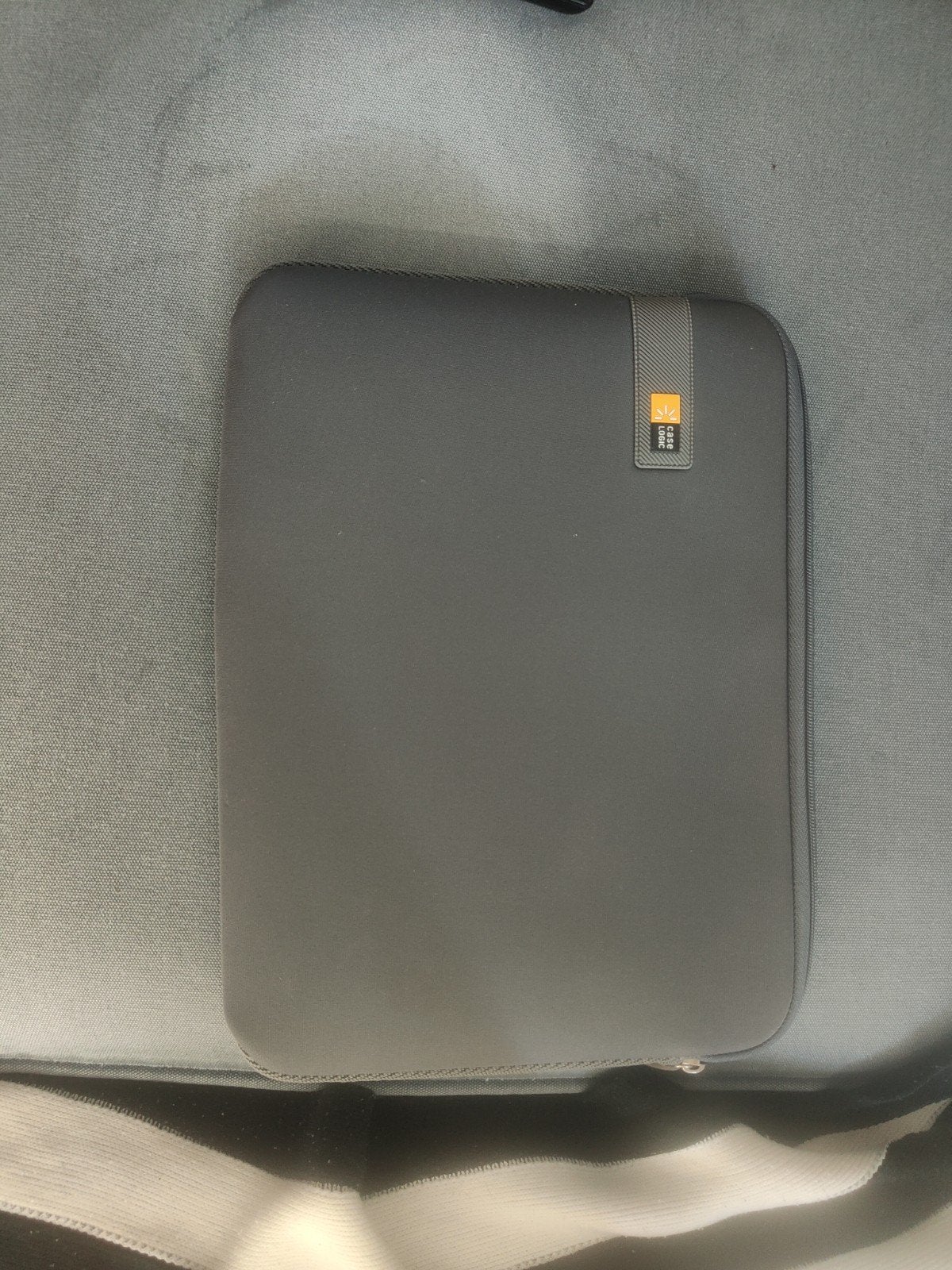 Laptoptas 14 inch - Case Logic, Ophalen, 14 inch, Zo goed als nieuw, Case Logic
