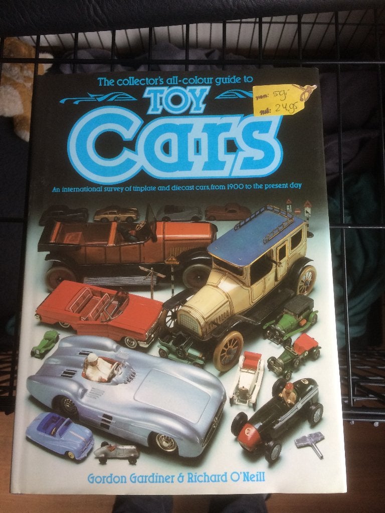 The collector`s all-colour guide to TOY CARS, Ophalen of Verzenden, Zo goed als nieuw, Auto