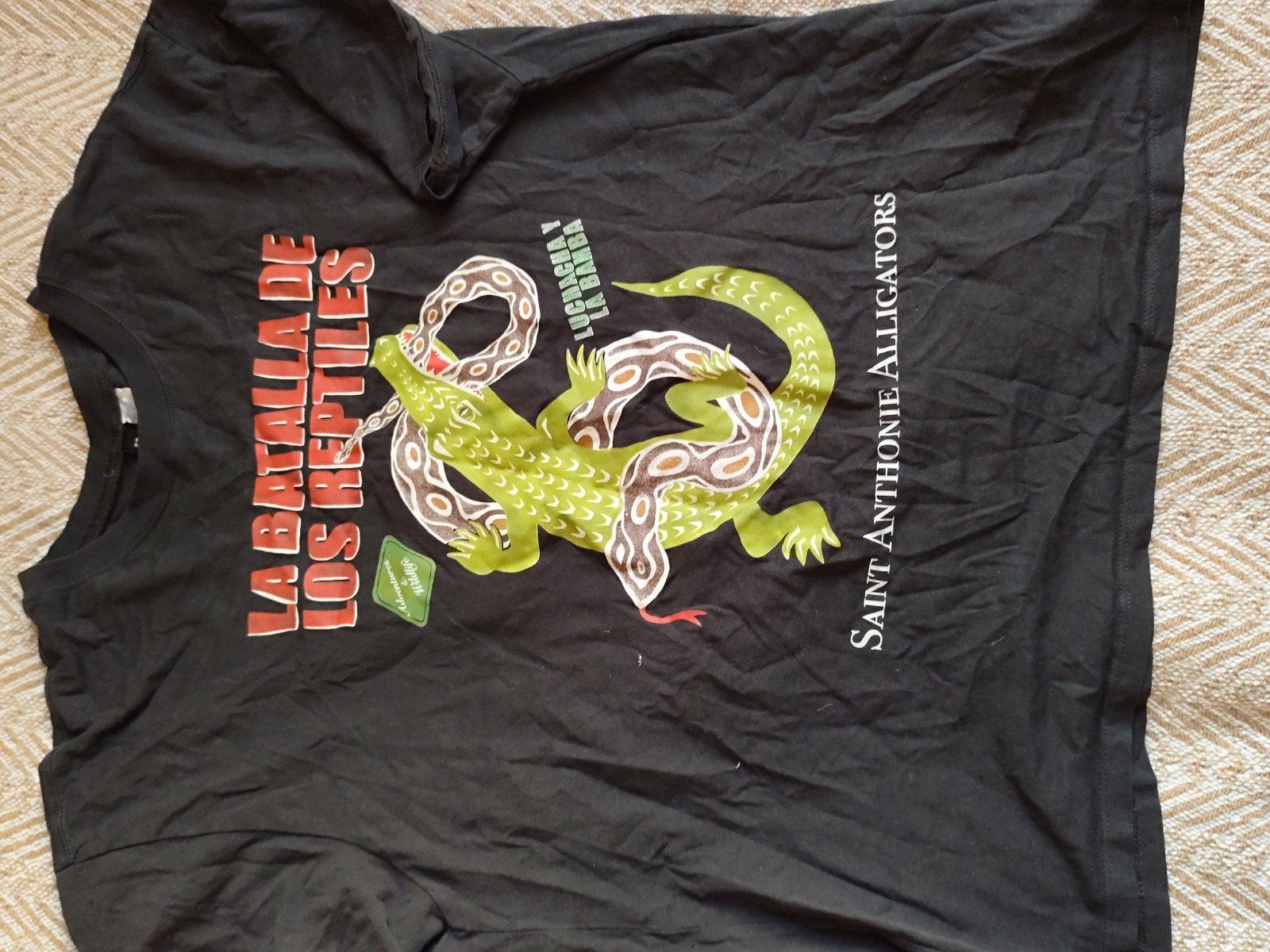 H&M  T-shirt met krokodillenprint, Kleding | Heren, Maat 48/50 (M), Zwart, Gedragen, H&M Divided