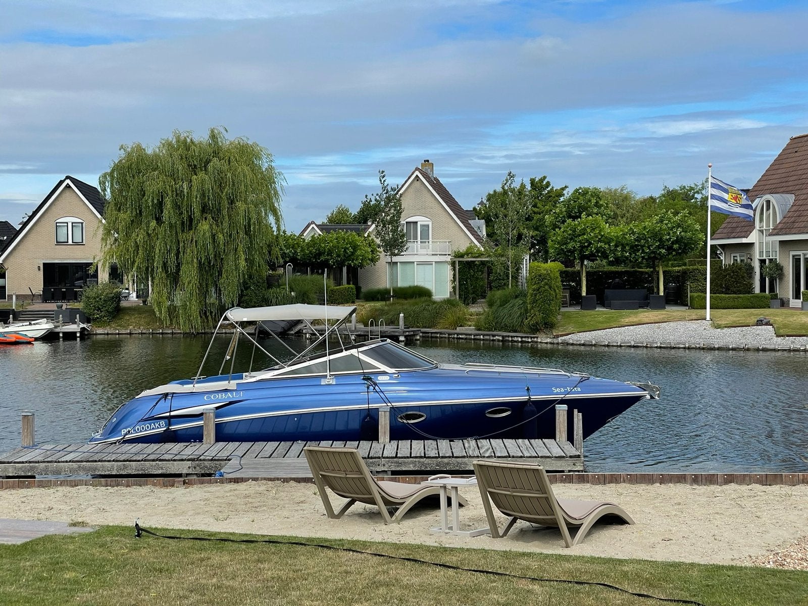 Speedboot op toplocatie Cobalt 293 met 2x V8 in Estoril Blau, Watersport en Boten, Speedboten, Overige merken, Gebruikt, 600 pk