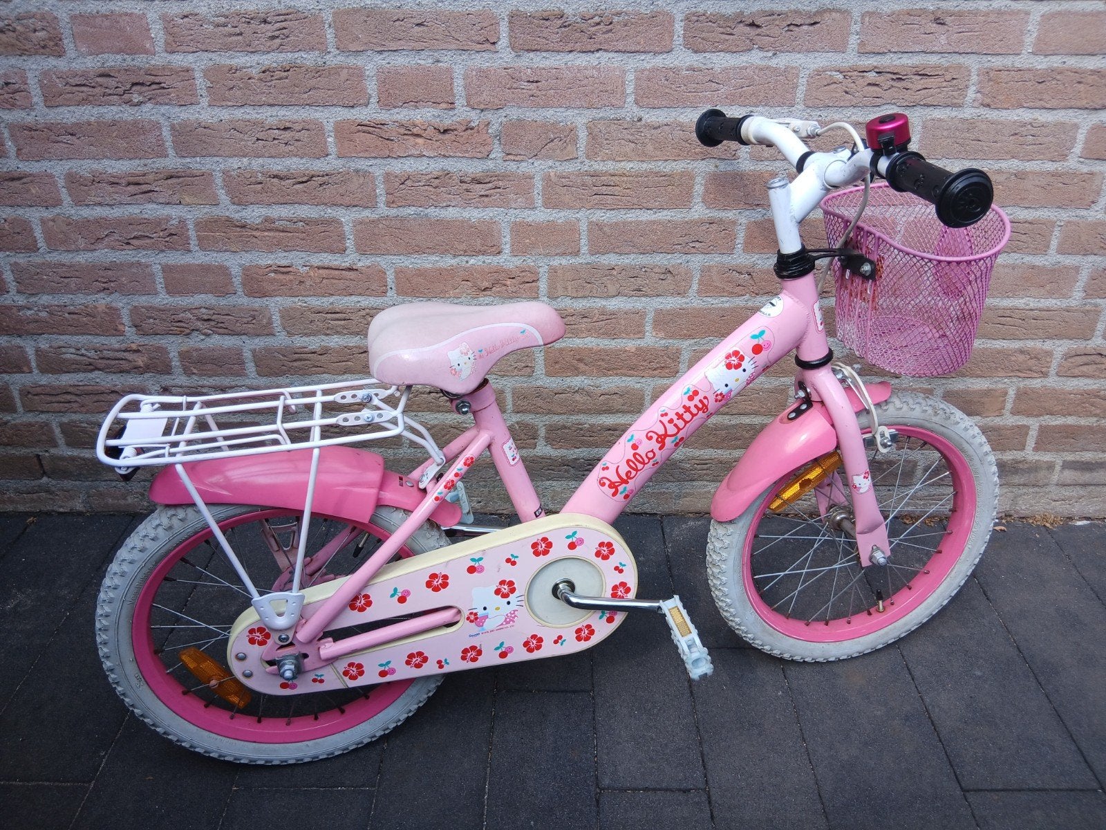 Nette Hello Kitty kinderfiets roze 16 inch, Ophalen, Terugtraprem, Gebruikt, Hello Kitty