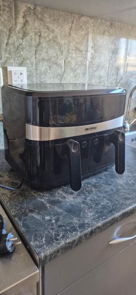 Airfryer. Home essentials, Witgoed en Apparatuur, Airfryers, Ophalen, Airfryer