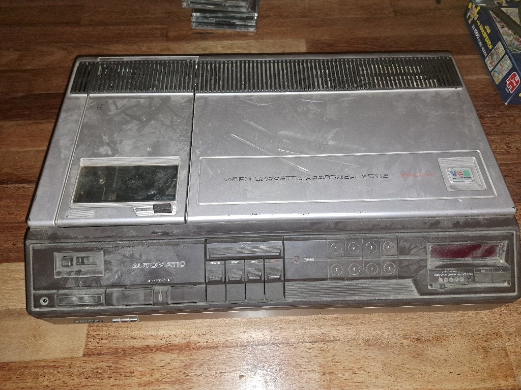 vcr  N1702 Philips N1702 videorecorder, Ophalen of Verzenden, Video 2000-speler of -recorder