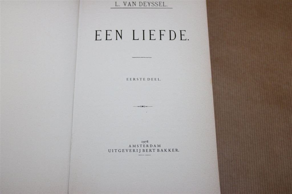 Een liefde. Lodewijk van Deyssel. 2 dln in 1 bd., Ophalen of Verzenden, Gelezen