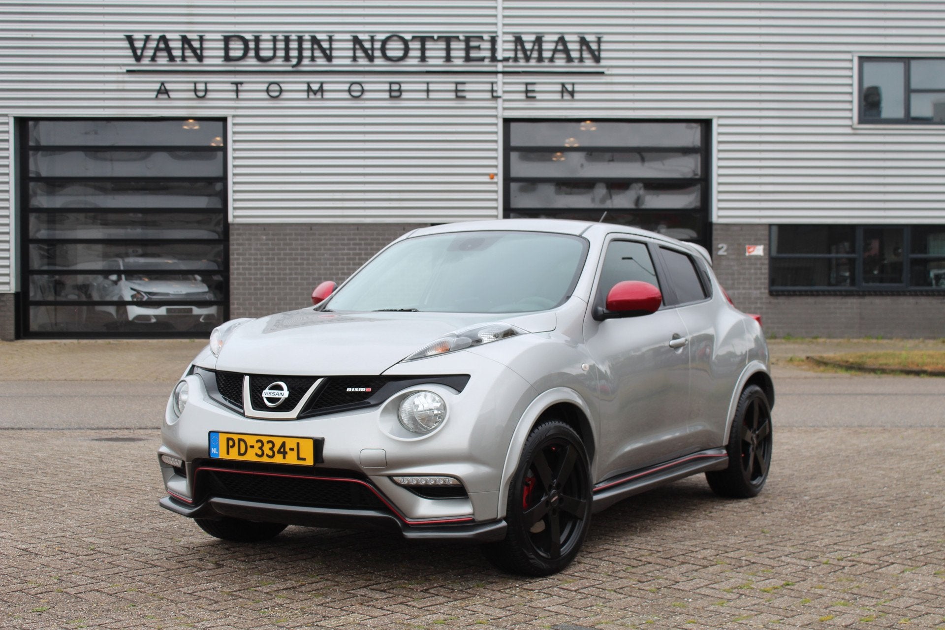 Nissan Juke 1.6 Turbo NISMO All-Mode / 200 PK / Automaat / K, Auto's, Nissan, 1618 cc, Gebruikt, 4 cilinders, Met garantie (alle)