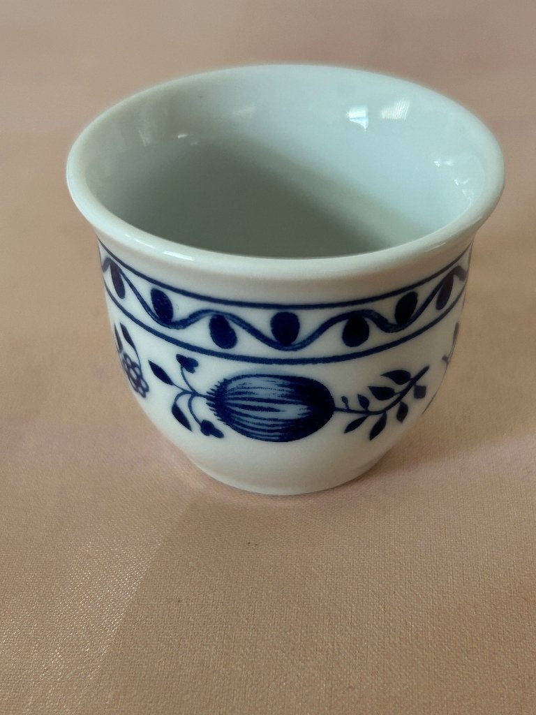 Porseleinen eierdopje Triptis Zwiebelmuster blauw wit, Ophalen of Verzenden