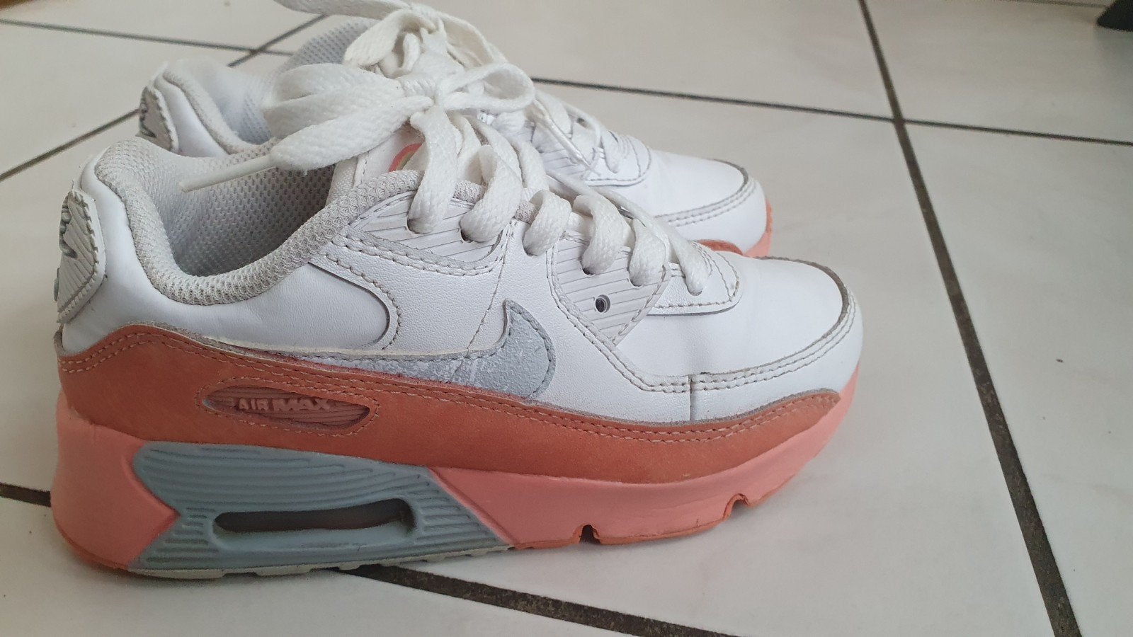 Nike Air Max 90 sneakers - Maat 31.5, Verzenden, Zo goed als nieuw, Nike, Jongen of Meisje