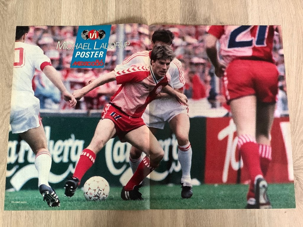 Poster Michael Laudrup Half Mexico 1986, Ophalen of Verzenden, Zo goed als nieuw, Buitenlandse clubs, Poster, Plaatje of Sticker