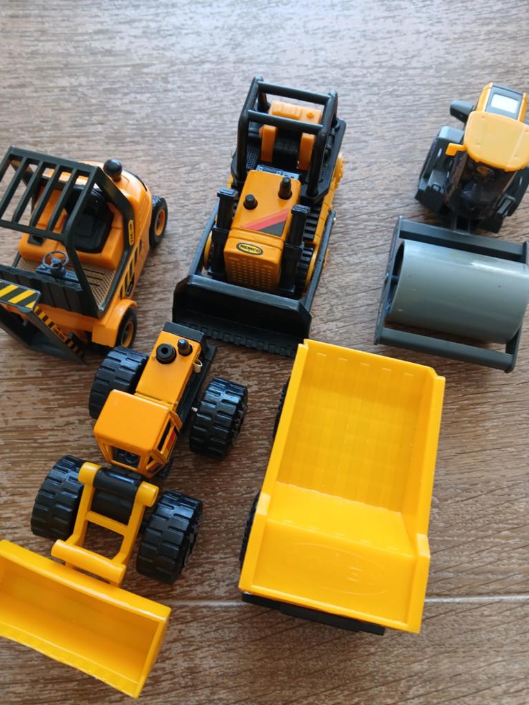 A02 Autootjes Werkmaterieel, Kinderen en Baby's, Speelgoed | Speelgoedvoertuigen, Ophalen, Gebruikt