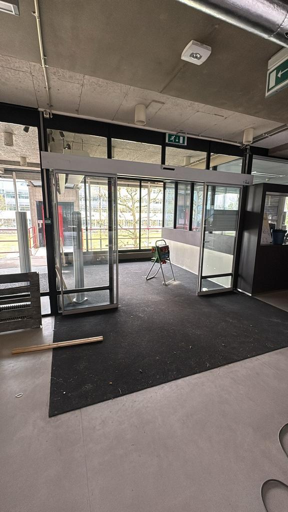 Elektrische schuifdeur winkeldeur schuifpui deur deuren, 120 cm of meer, Ophalen of Verzenden, Zo goed als nieuw, Schuifdeur