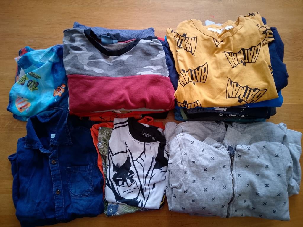 Jongenskleding pakket maat 134 - 24 stuks, Kinderen en Baby's, Kinderkleding | Maat 134, Gebruikt, Jongen, Setje, Ophalen