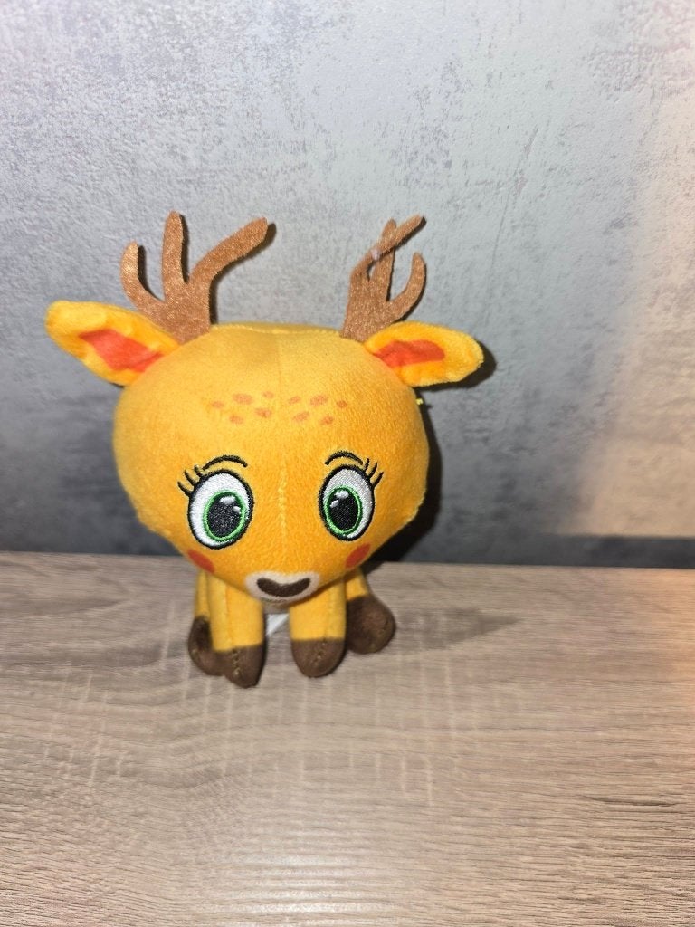 Schattig geel hertje knuffel, Geel, Overige typen, Ophalen of Verzenden, Zo goed als nieuw