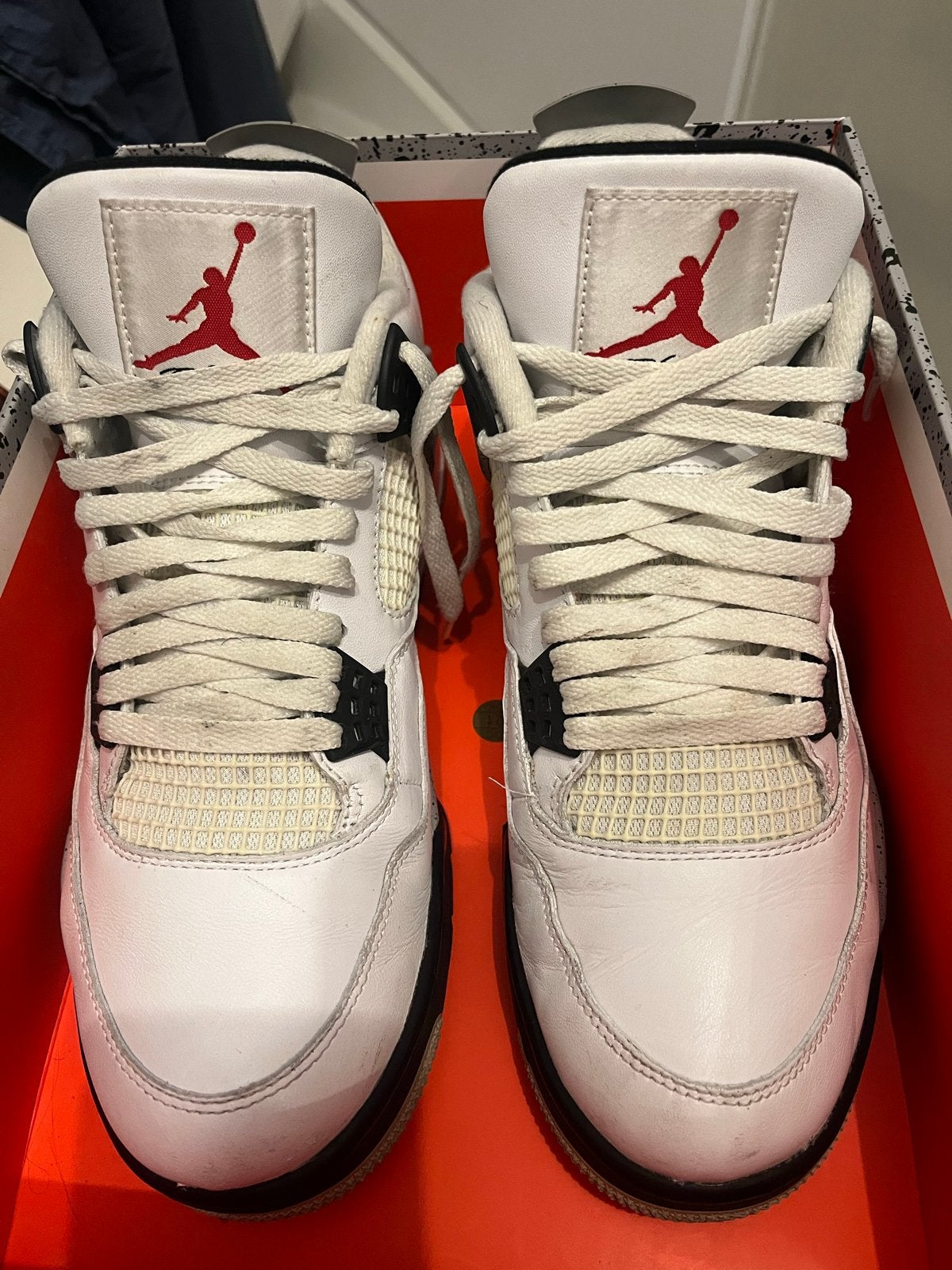 Nike Air Jordan 4 Retro 'White Cement' Sneakers, Kleding | Heren, Schoenen, Ophalen of Verzenden, Gedragen, Wit, Sneakers of Gympen