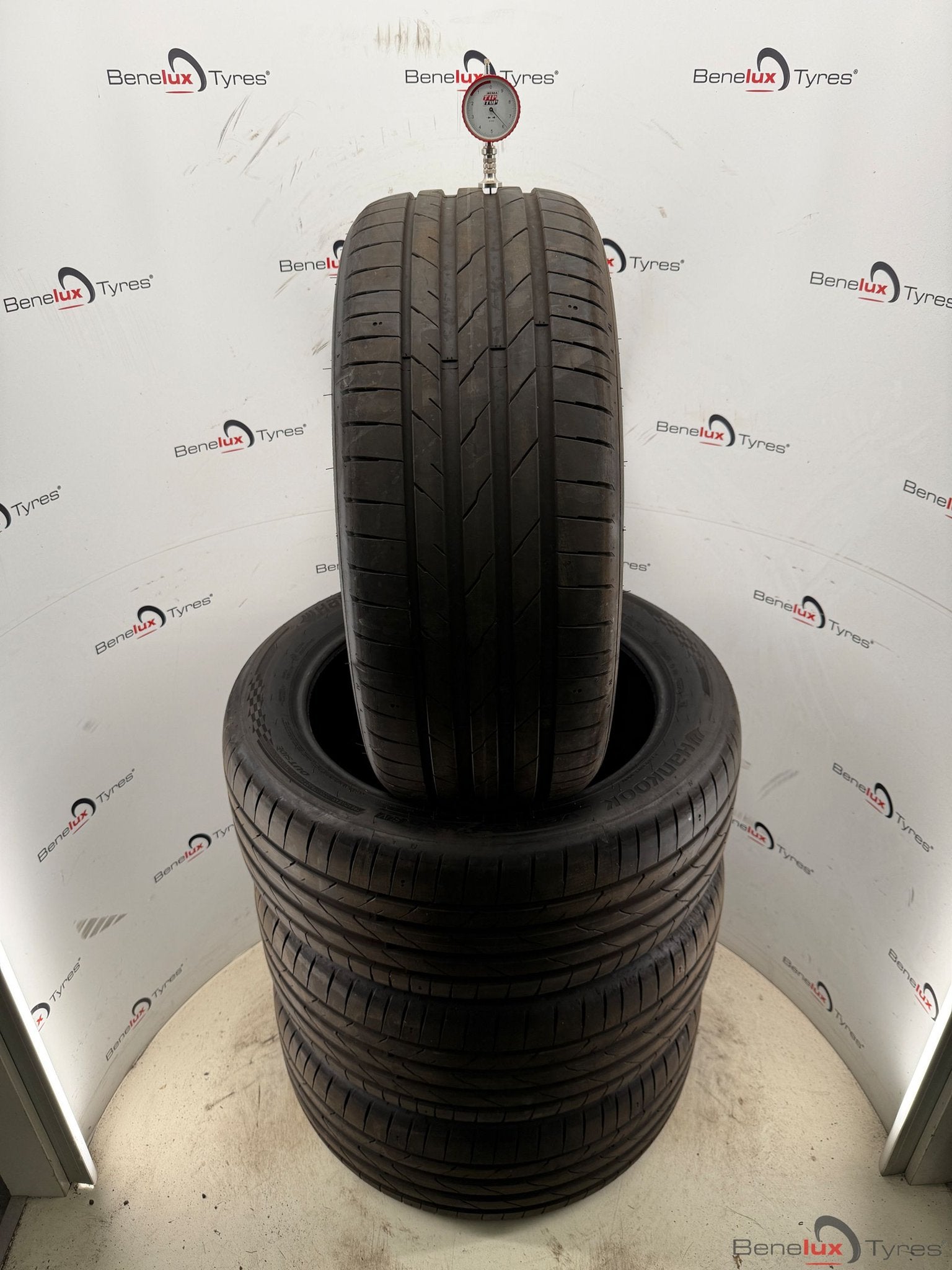 zgan demo 255/45R19 Hankook EVO 255/45 R19 255/45/19 2554519, 19 inch, Gebruikt, 255 mm, -