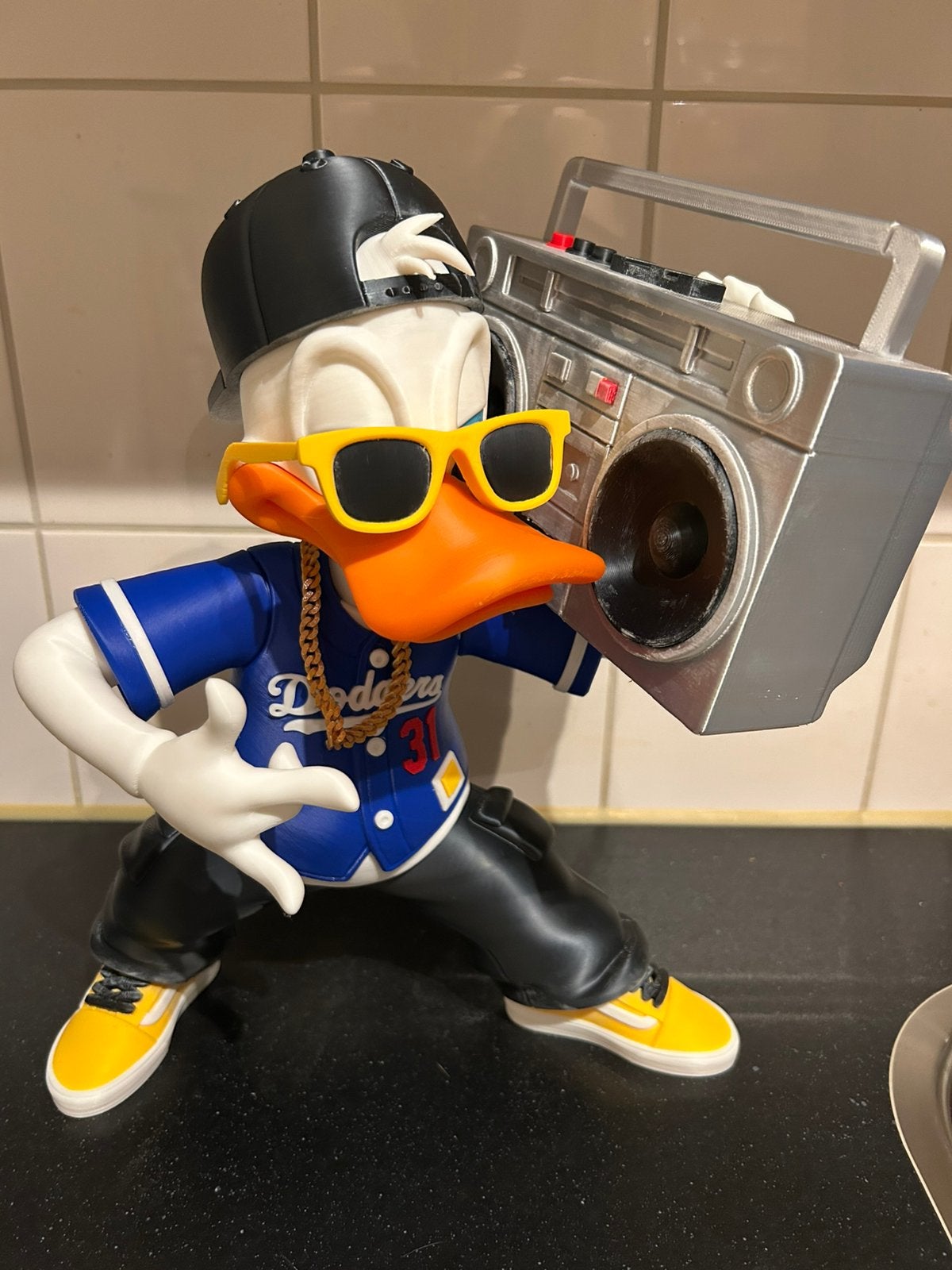 Donald Duck Hip hop streetwear figuur, Verzamelen, Ophalen of Verzenden, Nieuw, Fantasy