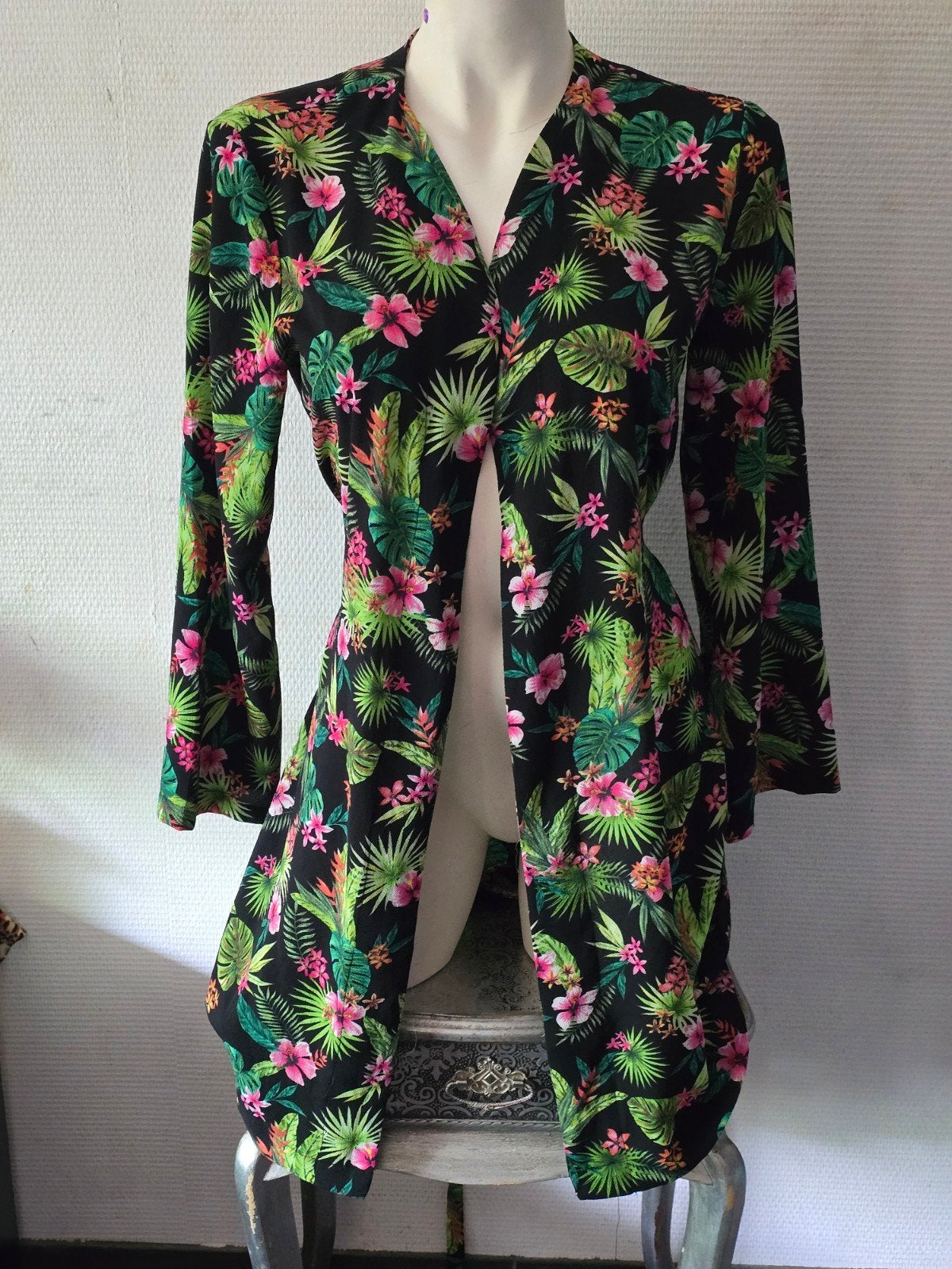 ONLY Pigalle Zomerse Kimono met Tropische Print Maat 38, Kleding | Dames, Jurken, Maat 38/40 (M), Meerkleurig, Ophalen of Verzenden
