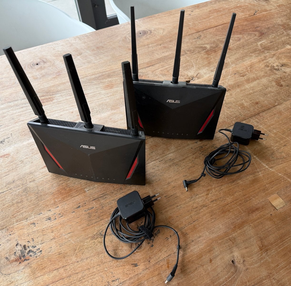 ASUS RT-AC86U Router - 2x, Computers en Software, Routers en Modems, Gebruikt, Router, Ophalen of Verzenden