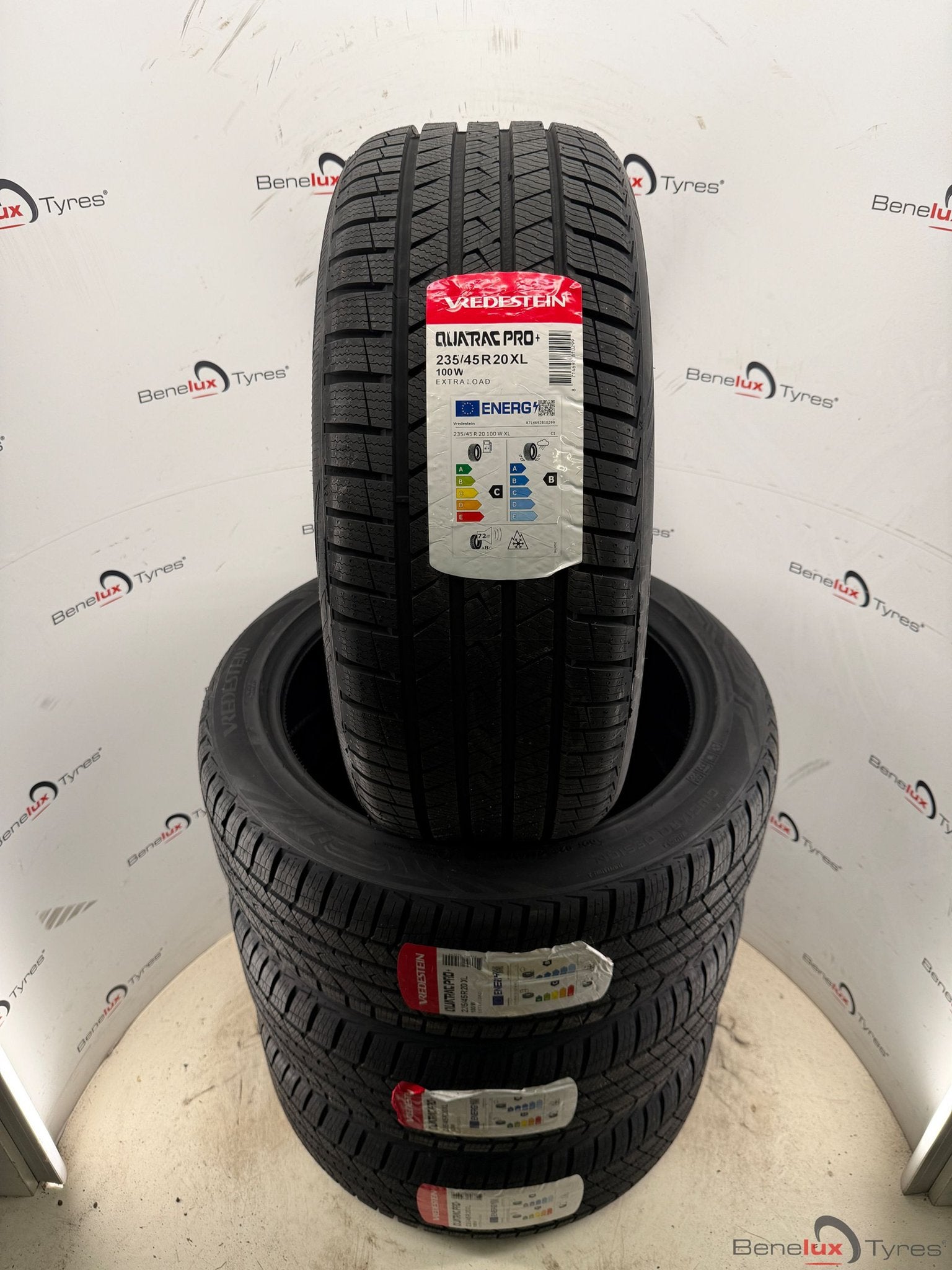 all-season 235/45R20 Vredestein 235/45 R20 235/45/20 2354520, Ophalen, -, -, Nieuw