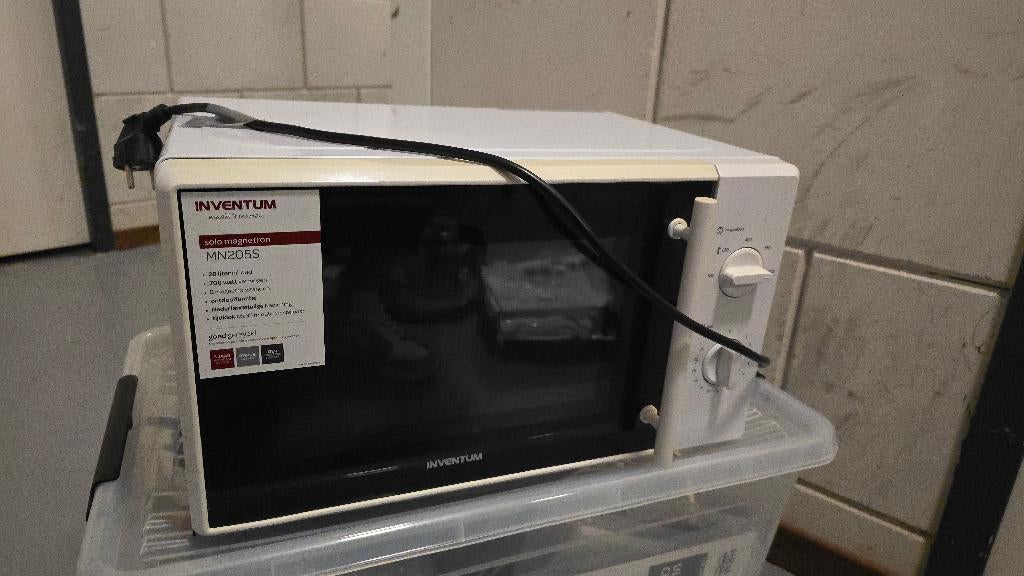 Inventum MN205S Solo magnetron, Witgoed en Apparatuur, Magnetrons, Ophalen, Minder dan 45 cm, Vrijstaand, Magnetron