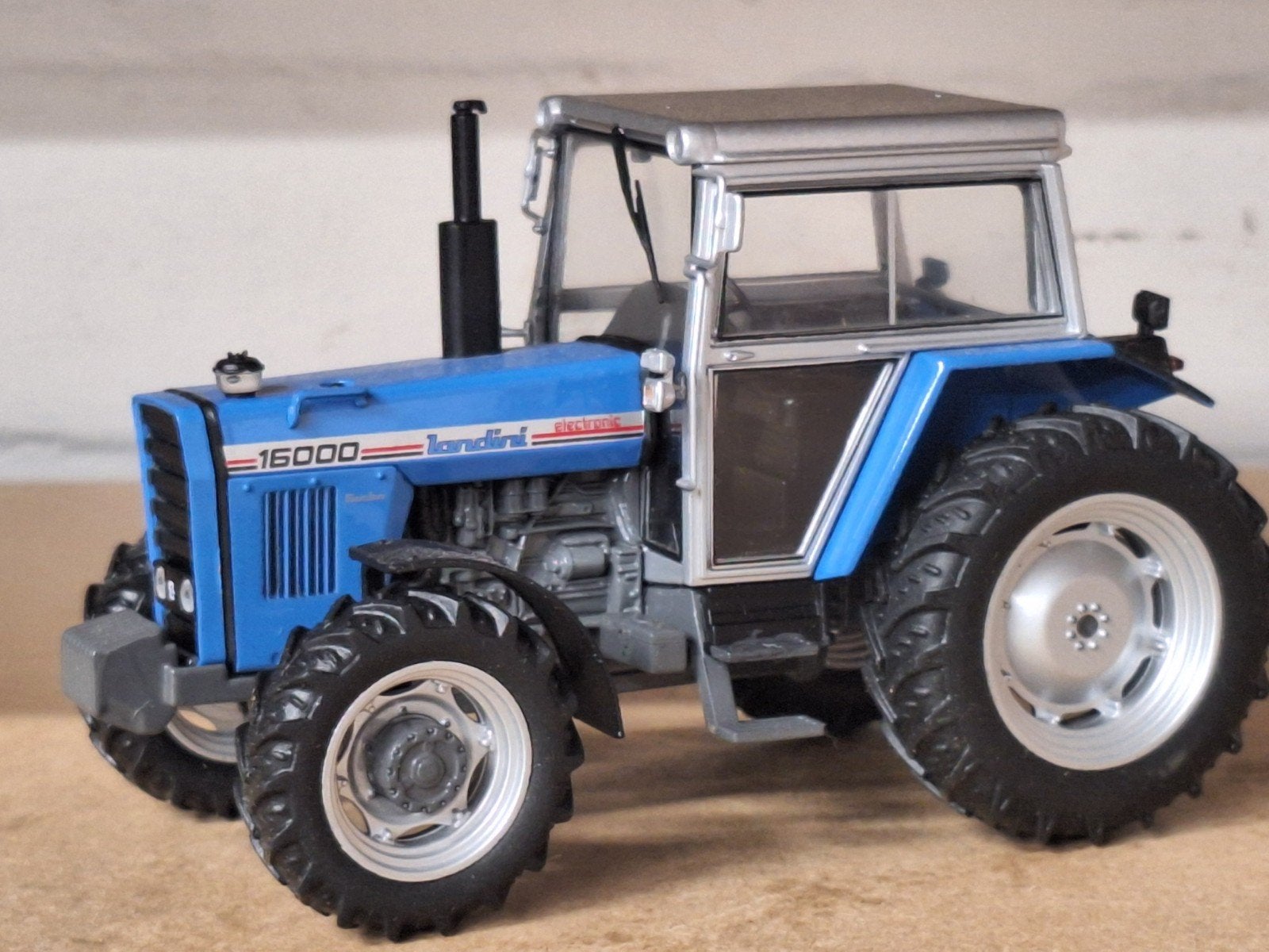 Landini 16000 Electronic, Hobby en Vrije tijd, Tractor of Landbouw, Ophalen of Verzenden, Zo goed als nieuw, UH