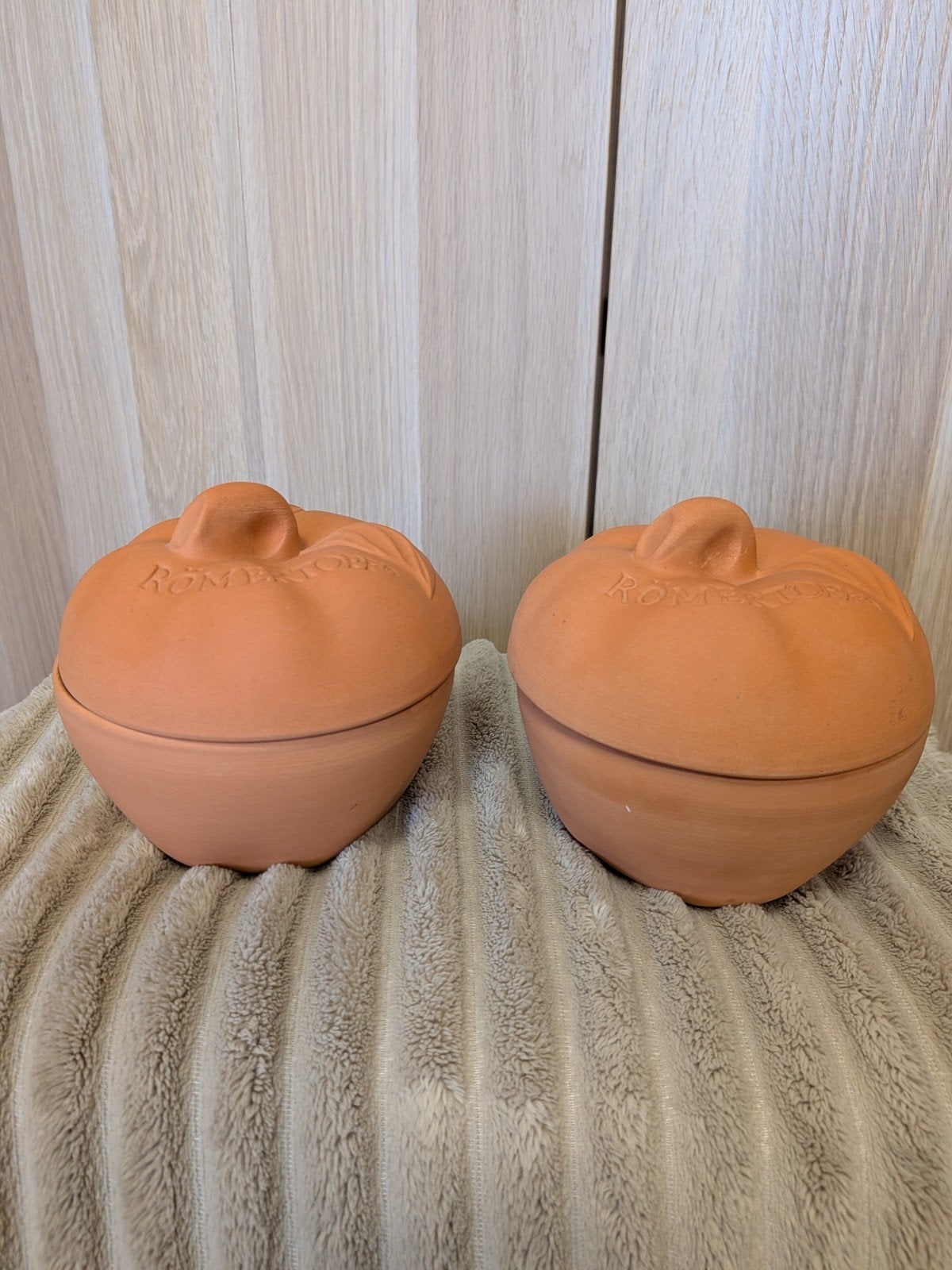Twee Römertopf Apfelbräter Terracotta - Zo goed als nieuw, Overige typen, Ophalen of Verzenden, Zo goed als nieuw, Steen/keramiek