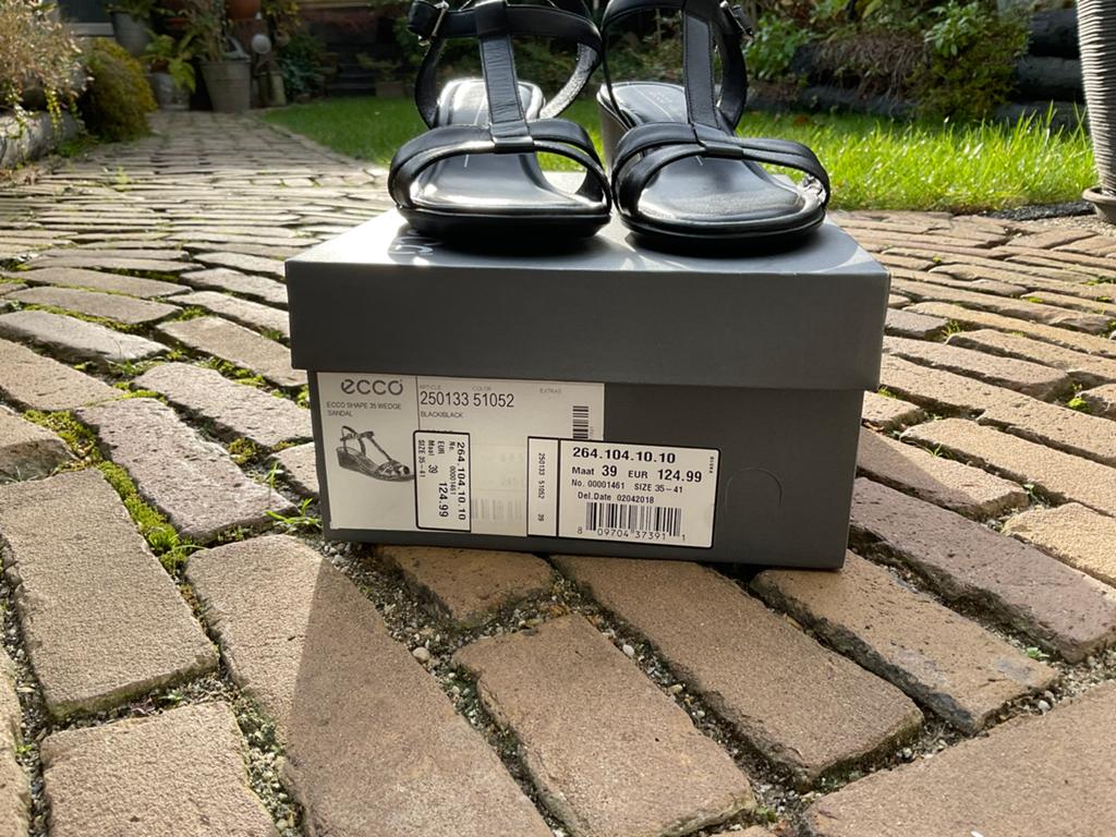 Ecco Shape 35 Wedge Sandal  - Zwart, Maat 39, Kleding | Dames, Schoenen, Ophalen of Verzenden, Zo goed als nieuw, Zwart, Sandalen of Muiltjes