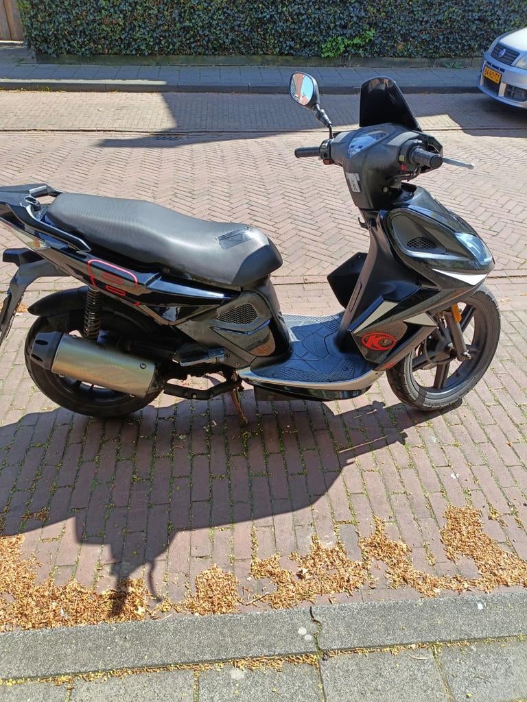 Kymcom super 8 met kenteken, Ophalen, Gebruikt, Maximaal 45 km/u, 49 cc