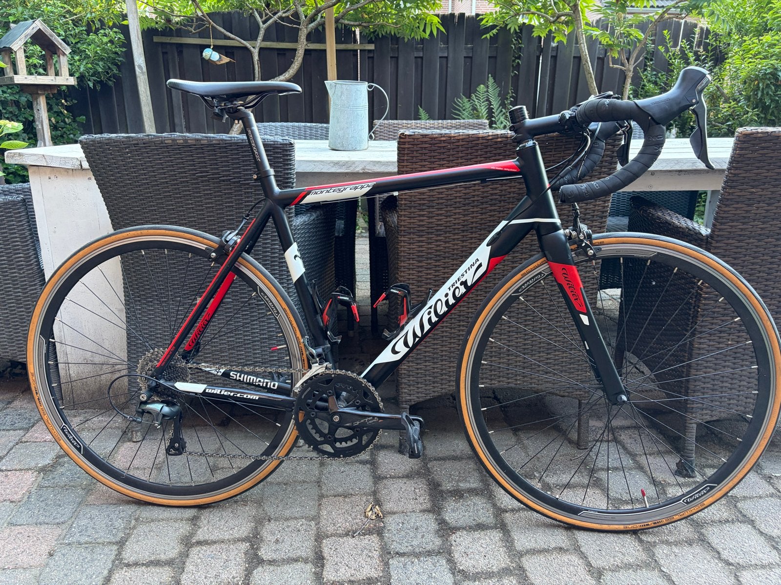 Wilier Montagrappa Racefiets Rood/Zwart/Wit, 28 inch, Gebruikt, Aluminium, 15 tot 20 versnellingen