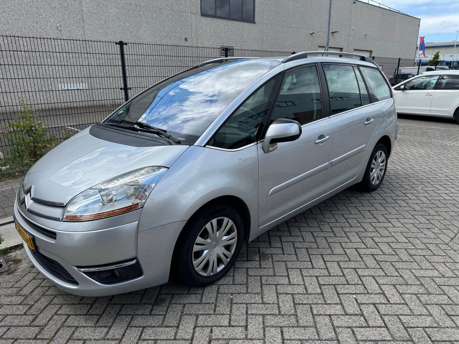 Citroën C4 (Grand) Picasso 1.6 VTI 2010 Grijs, Auto's, Voorwielaandrijving, 4 cilinders, 7 stoelen, C4 (Grand) Picasso