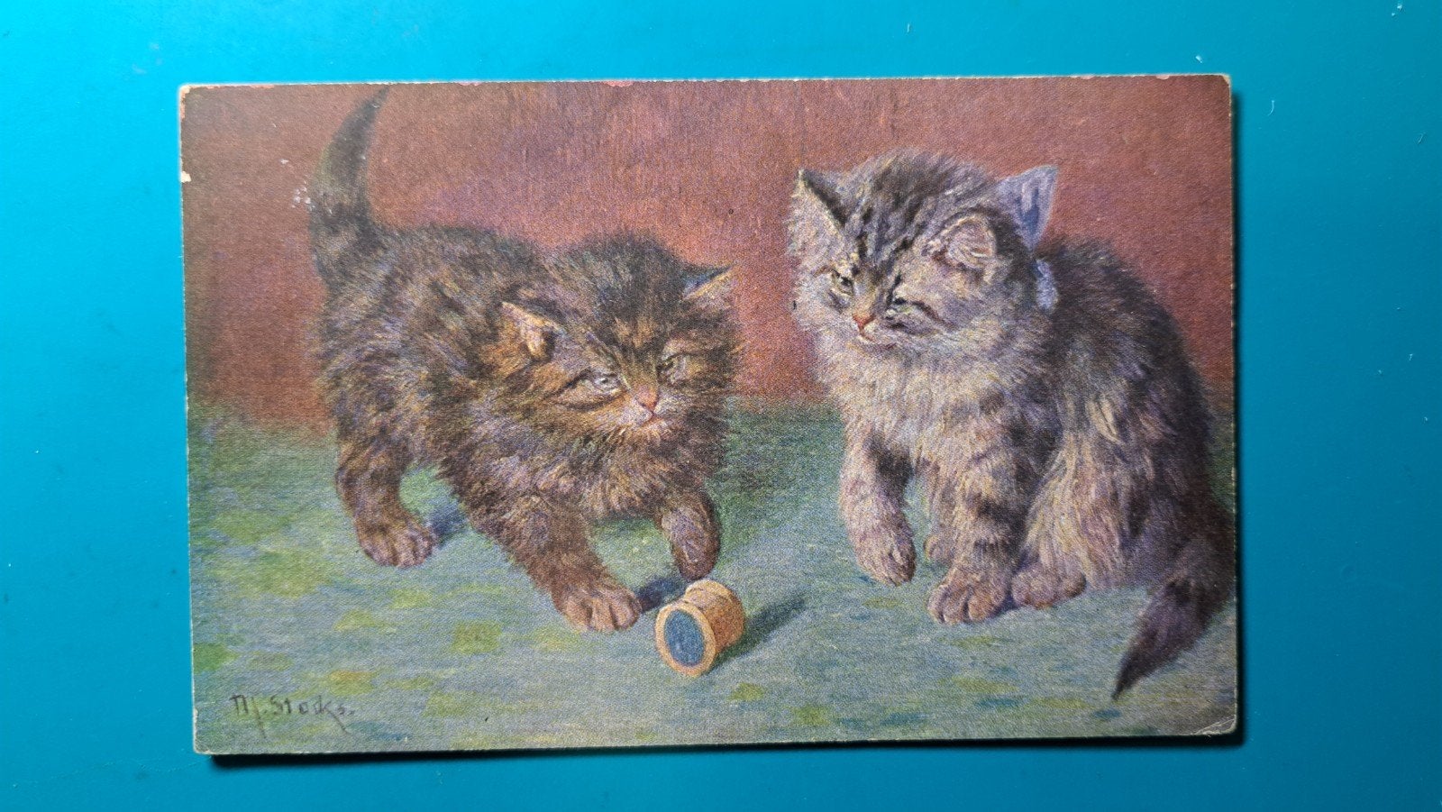 Twee poesjes spelen met garenklosje. Stocks, Ophalen of Verzenden, Voor 1920, Ongelopen, Hond of Kat
