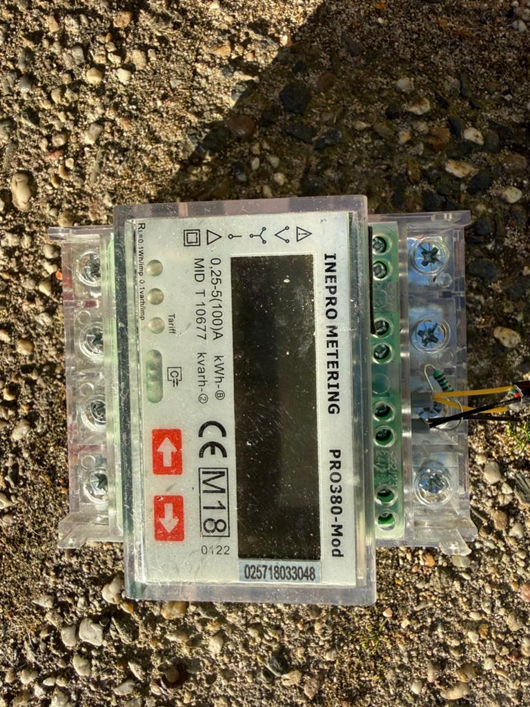 Kwh meter voor in de groepenkast of oplaadpaal. 3 fase  380., Hobby en Vrije tijd, Ophalen of Verzenden, Gebruikt