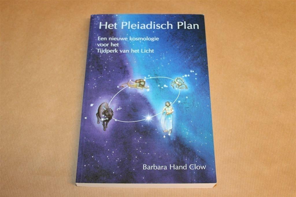 Het Pleiadisch Plan — Nieuwe Kosmologie, 304 pag, Boeken, Ophalen of Verzenden, Gelezen, Overige onderwerpen, Achtergrond en Informatie