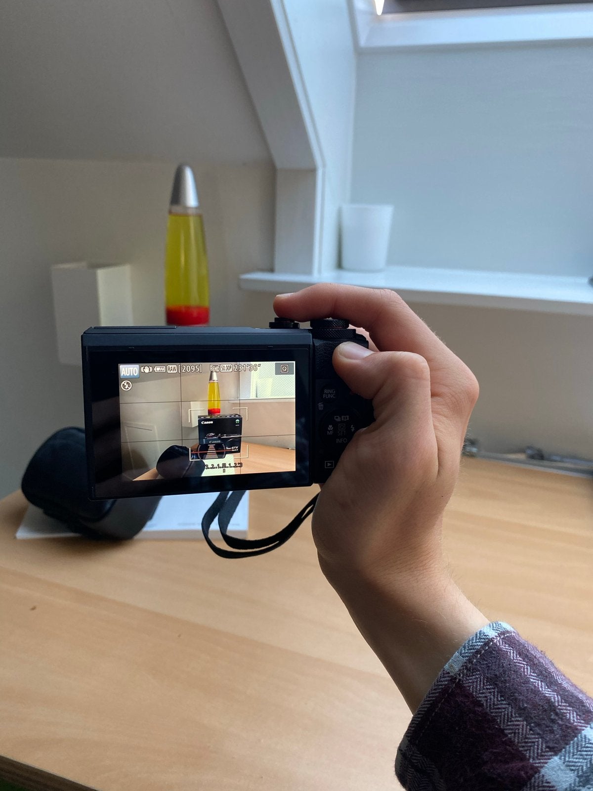 Foto 9 van Canon PowerShot G7X Mark II compactcamera + extraatjes