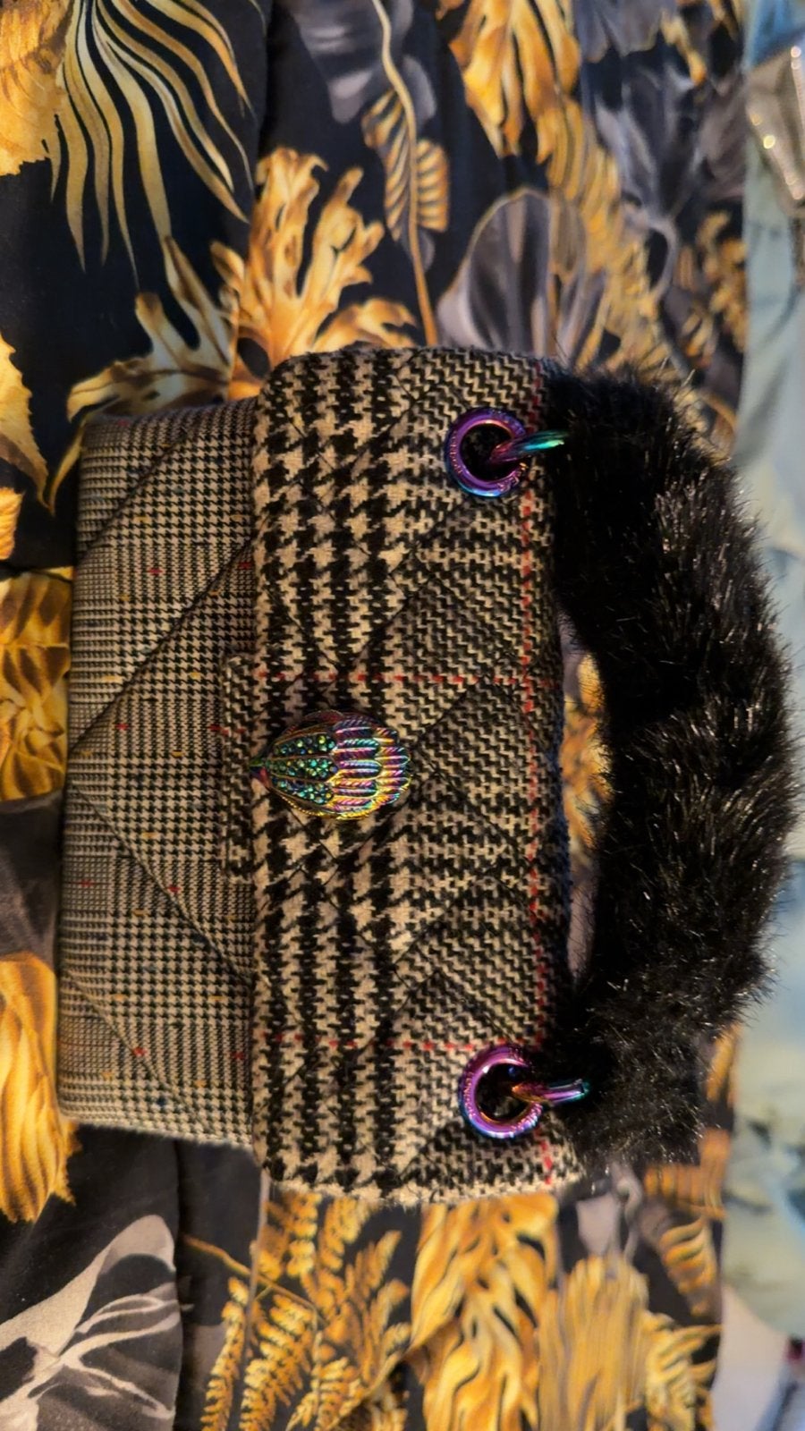 Stijlvolle Kurt Geiger tas met pied-de-poule en bont, Ophalen of Verzenden, Zo goed als nieuw, Zwart, Schoudertasje