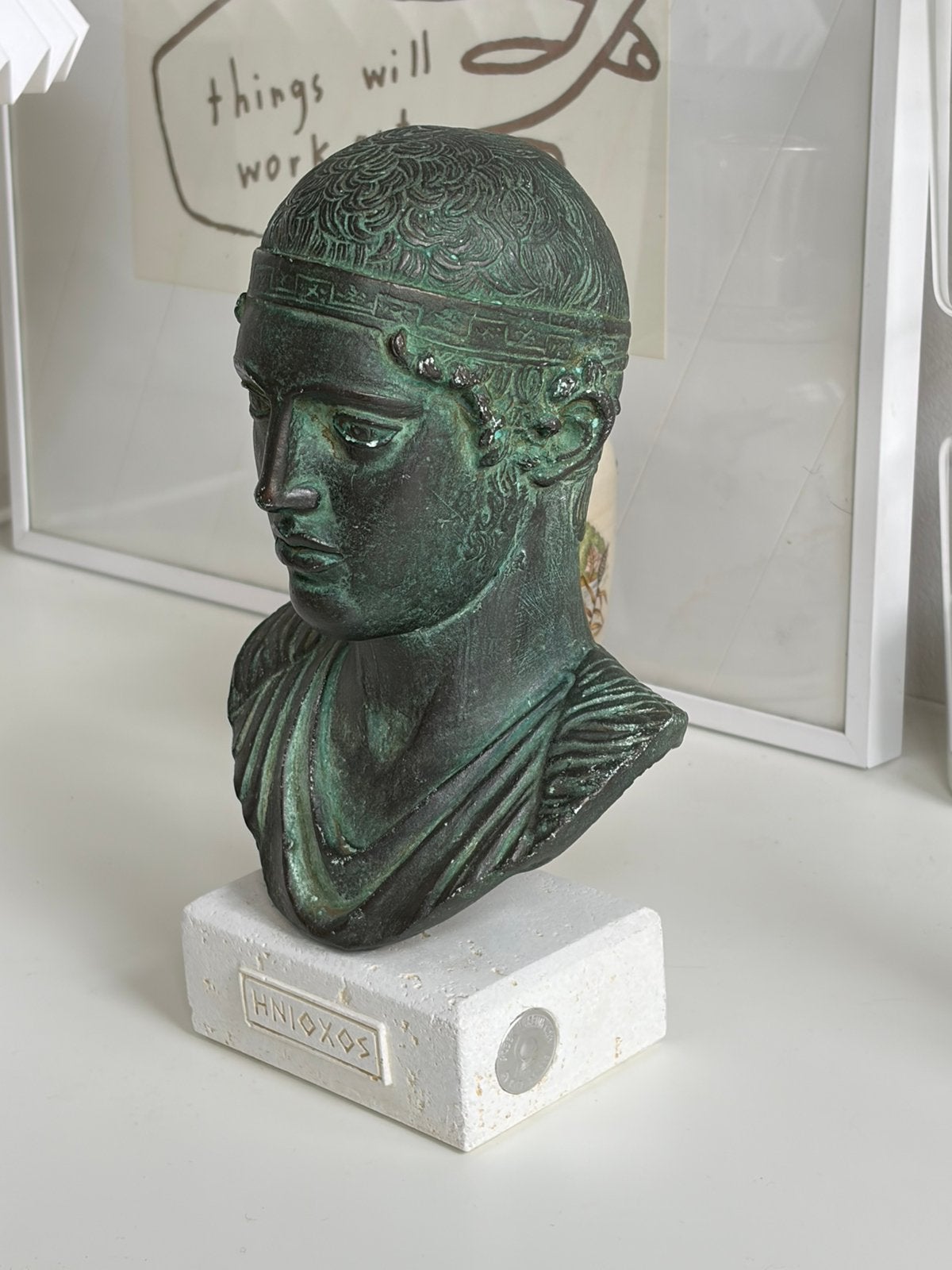 Charioteer heniokhos head statue., Ophalen of Verzenden