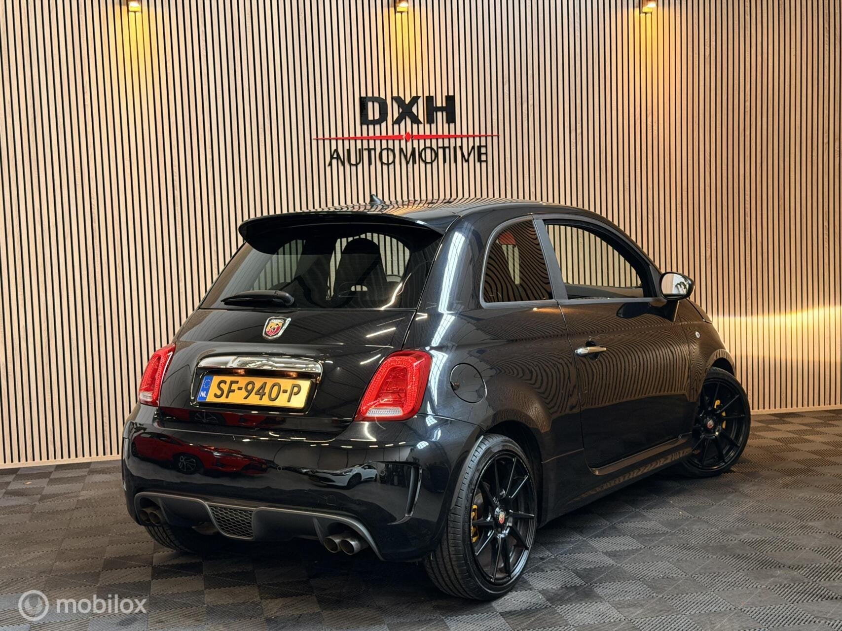 Fiat 500 1.4 T-Jet Abarth 595 Turismo 160pk CARPLAY INTERSCP, Auto's, Voorwielaandrijving, Euro 6, 4 cilinders, Zwart