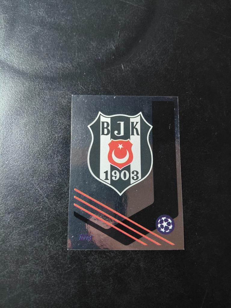 Besiktas logo (topps 2021/22), Verzamelen, Sportartikelen en Voetbal, Ophalen of Verzenden, Nieuw, Buitenlandse clubs, Spelerskaart