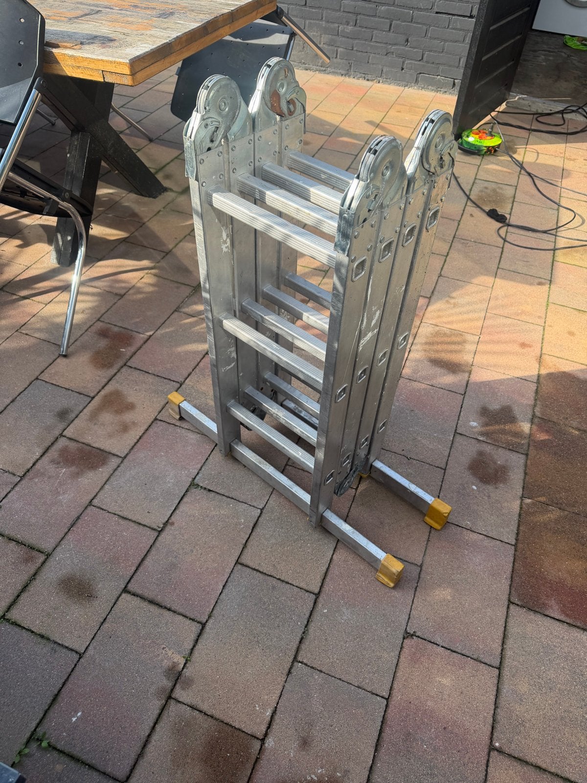 Vouwladders - ca. 4 meter uitgeklapt, Doe-het-zelf en Verbouw, Gebruikt, ., Ophalen of Verzenden, Ladder