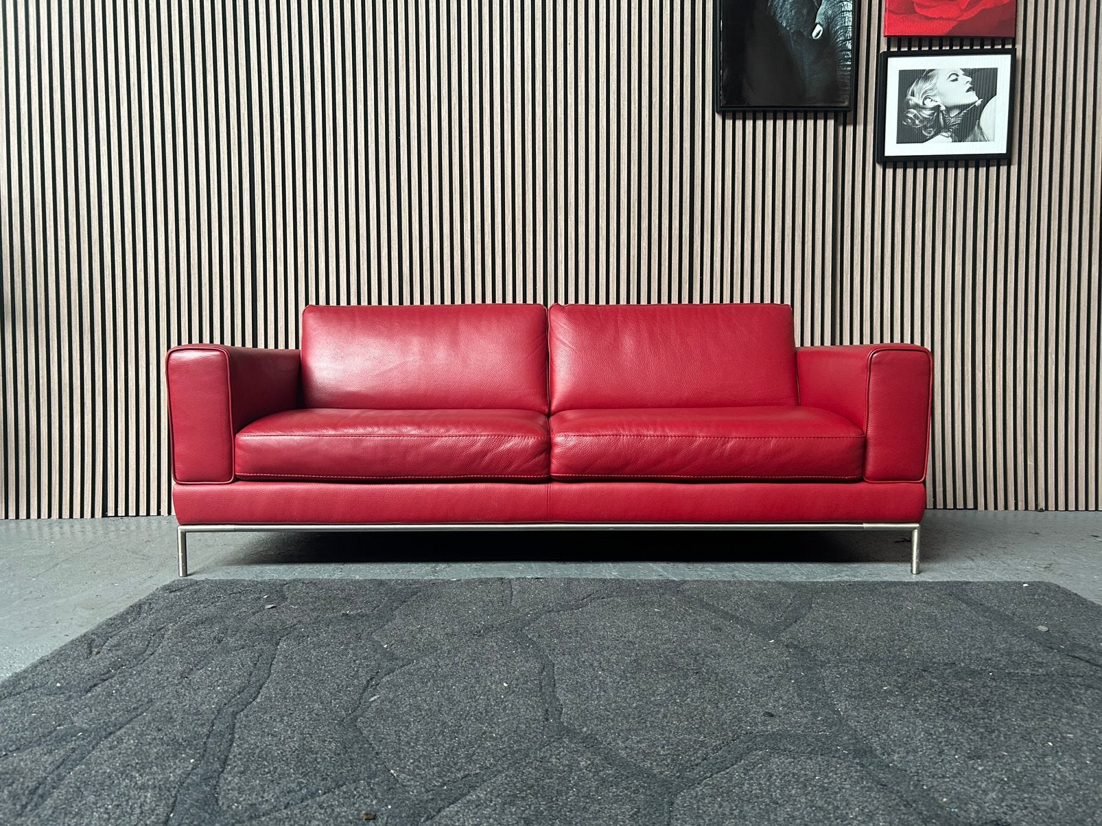 GRATIS LEVERING Tweezits Bank Rood Leer 205X90 GEREINIGD, Driepersoons, Ophalen of Verzenden, Zo goed als nieuw, Rechte bank