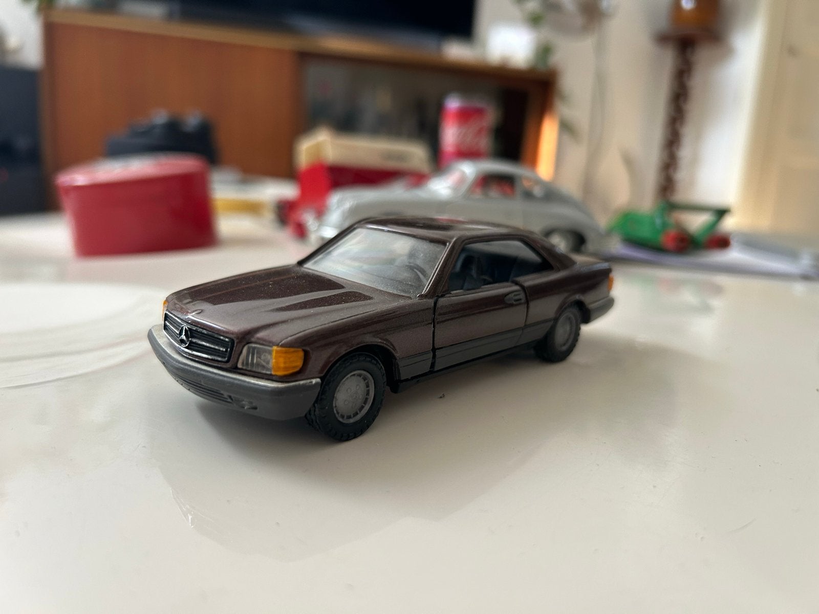 NZG Mercedes-Benz 380 SEC model 282 1:32, Ophalen of Verzenden, Zo goed als nieuw, Auto