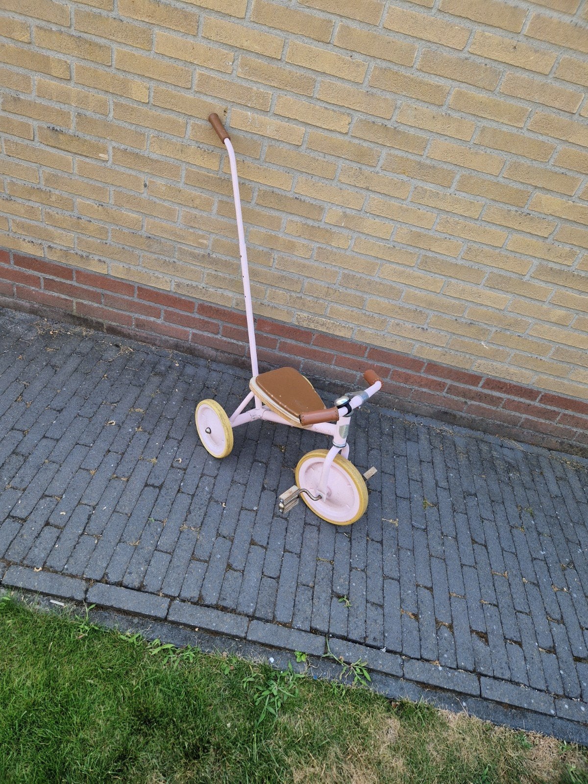 Roze driewieler met duwstang - Vintage look, Ophalen, Gebruikt, Trapvoertuig