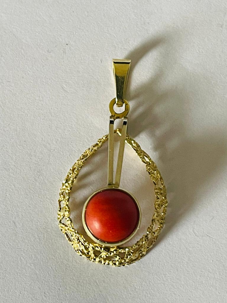 14K Gouden Hanger met Bloedkoraal van Theodor Klotz, Jaren ', Gebruikt, Overige voorstellingen, Verzenden, Met edelsteen