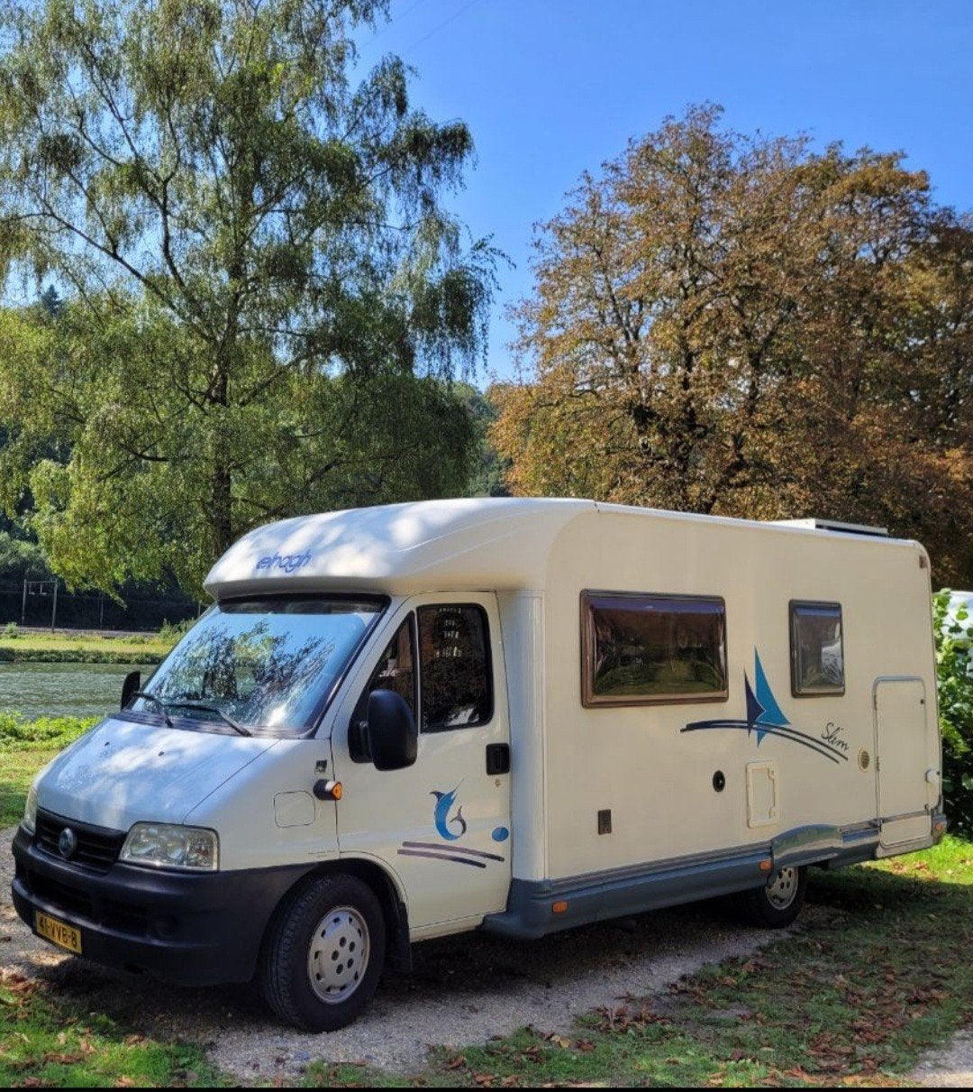 Elnagh Slim 4 Camper - Fiat Ducato - dwarsbed - xxl garage, Caravans en Kamperen, Campers, Particulier, tot en met 4, Half-integraal