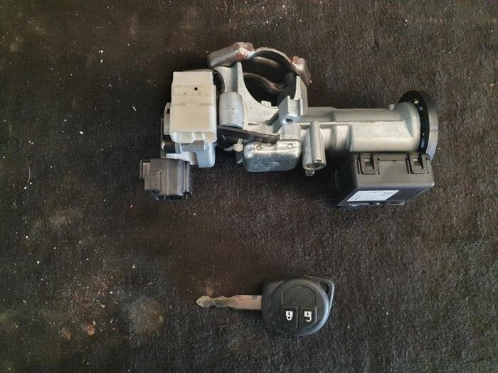 Kontaktslot + Sleutel van een Suzuki Swift, Auto-onderdelen, Gebruikt, -, -, -