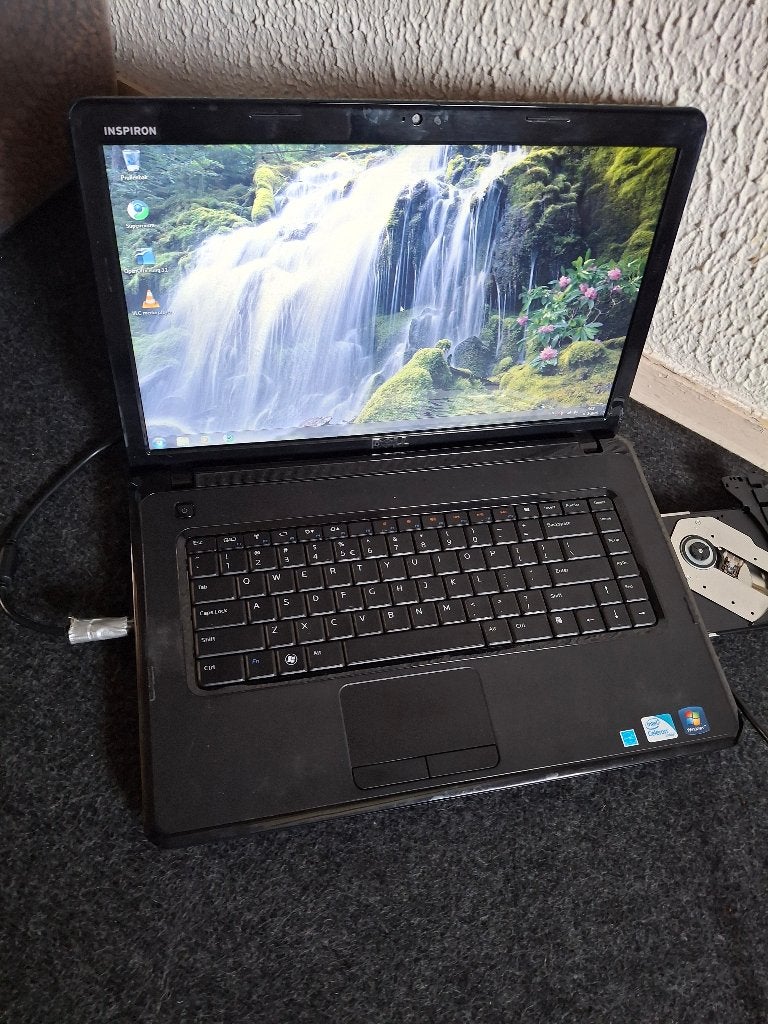 Mooie Dell Inspiron N5030 met Windows 7, Computers en Software, Vintage Computers, Ophalen of Verzenden, DELL