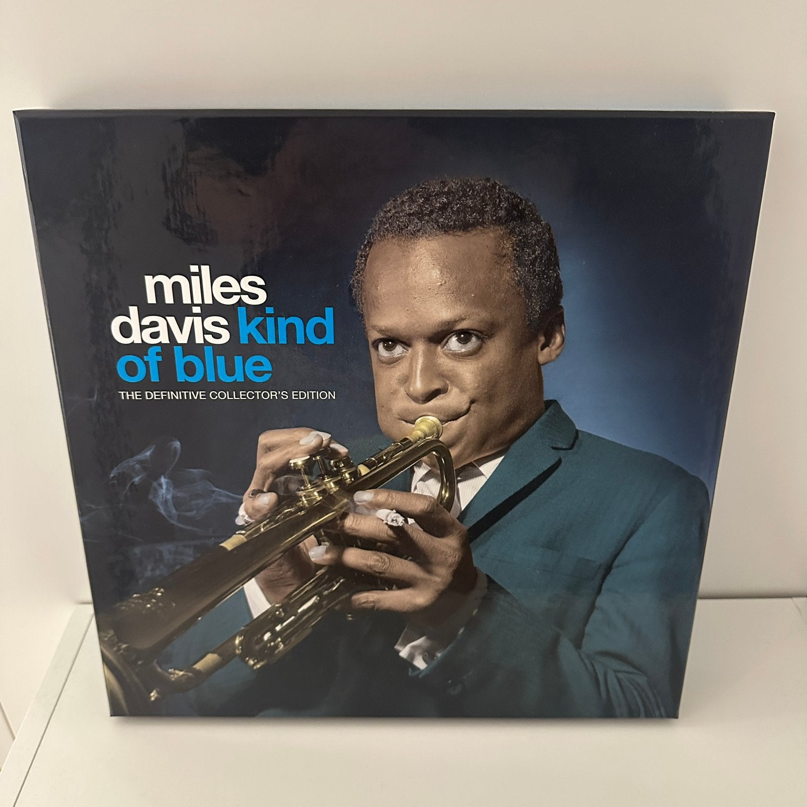 Miles Davis - Kind of Blue (Collectors Edition Box Set), Ophalen of Verzenden, Zo goed als nieuw, 12 inch, Jazz