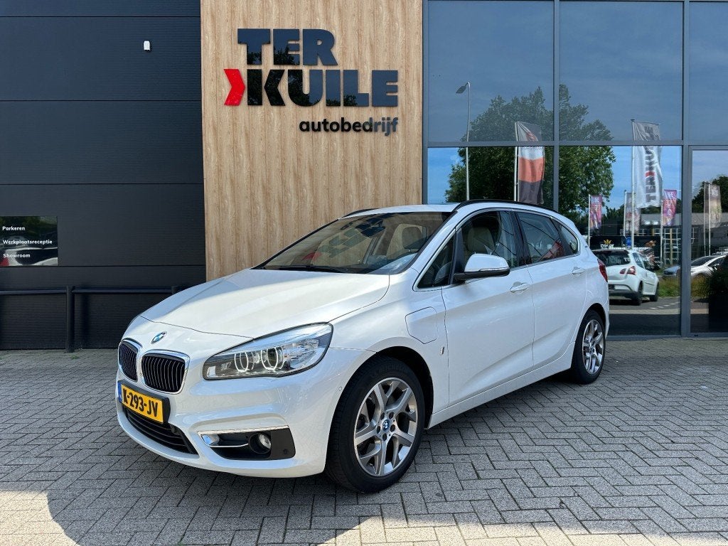 Bmw 2-SERIE ACTIVE TOURER 225XE High Exec. / BMW Service Inc, Auto's, BMW, Automaat, 136 pk, Gebruikt, Euro 6