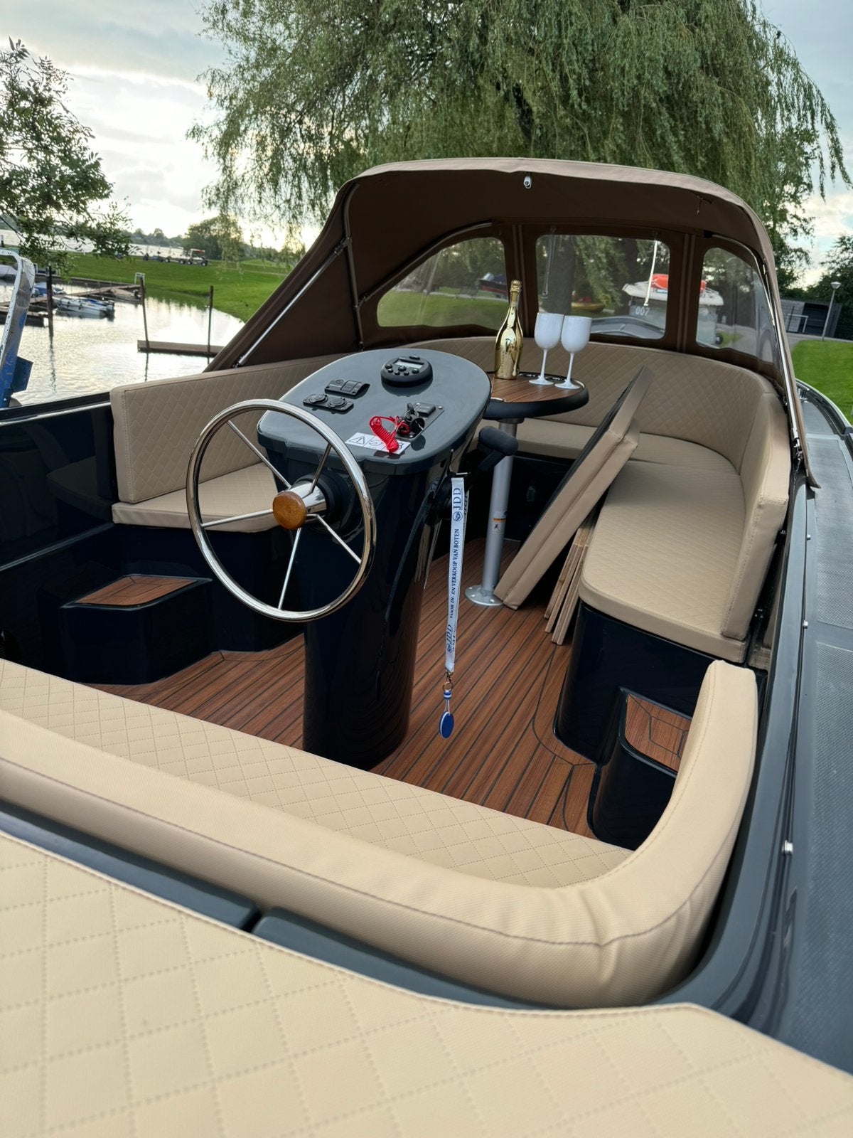 Maassloep 590 bwj 025 occasion  luxe uitvoering!, Ophalen, Zo goed als nieuw, Maassloep, Elektrische start